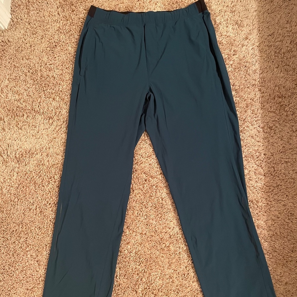 Men’s Lululemon Active Pants
